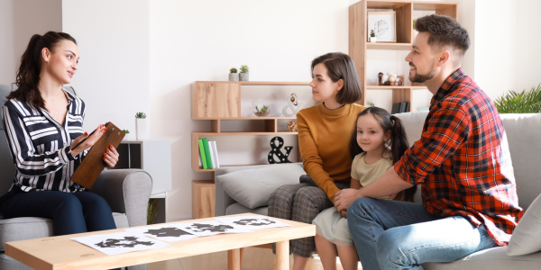 Asesoramiento a familias que necesitan nanas o niñeras - Yayas y Nanas Panamá